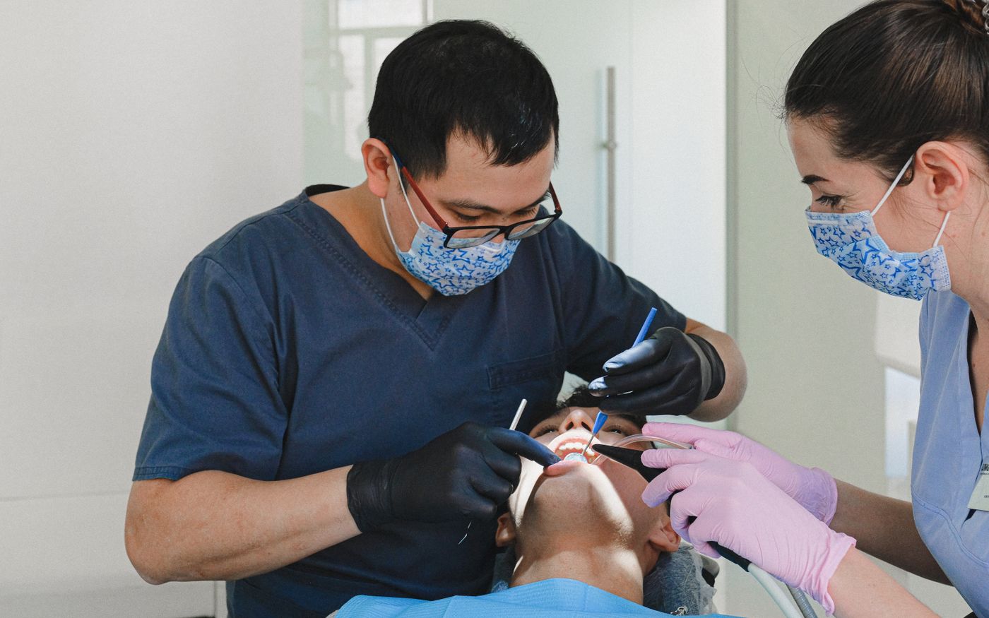 Dental Tartar in Konstanz: What Helps and What to Avoid