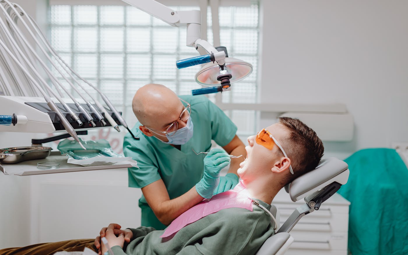 Oral Cancer Warning Signs: When a Dental Check Matters